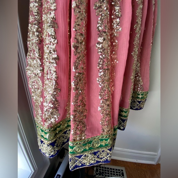 Pakistani/Indian Gharara Suit - 2 pcs - Picture 10 of 12